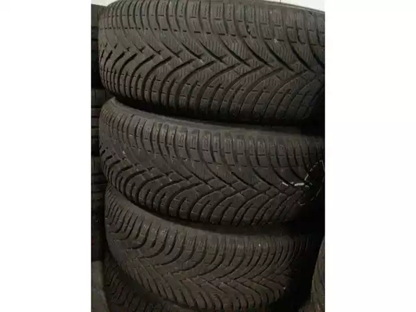Jantes acier + Pneus hiver 16 205/60 R16 92H - Photo 2