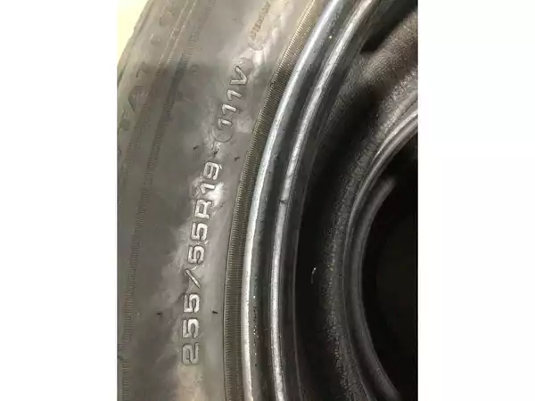 Pneus hiver 19 255/55 R19 111V - Photo 3