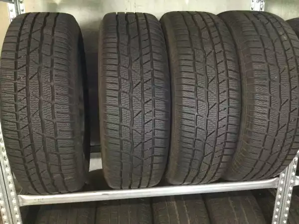 Jantes alu + Pneus hiver 17 215/60 R17 96H - Photo 2