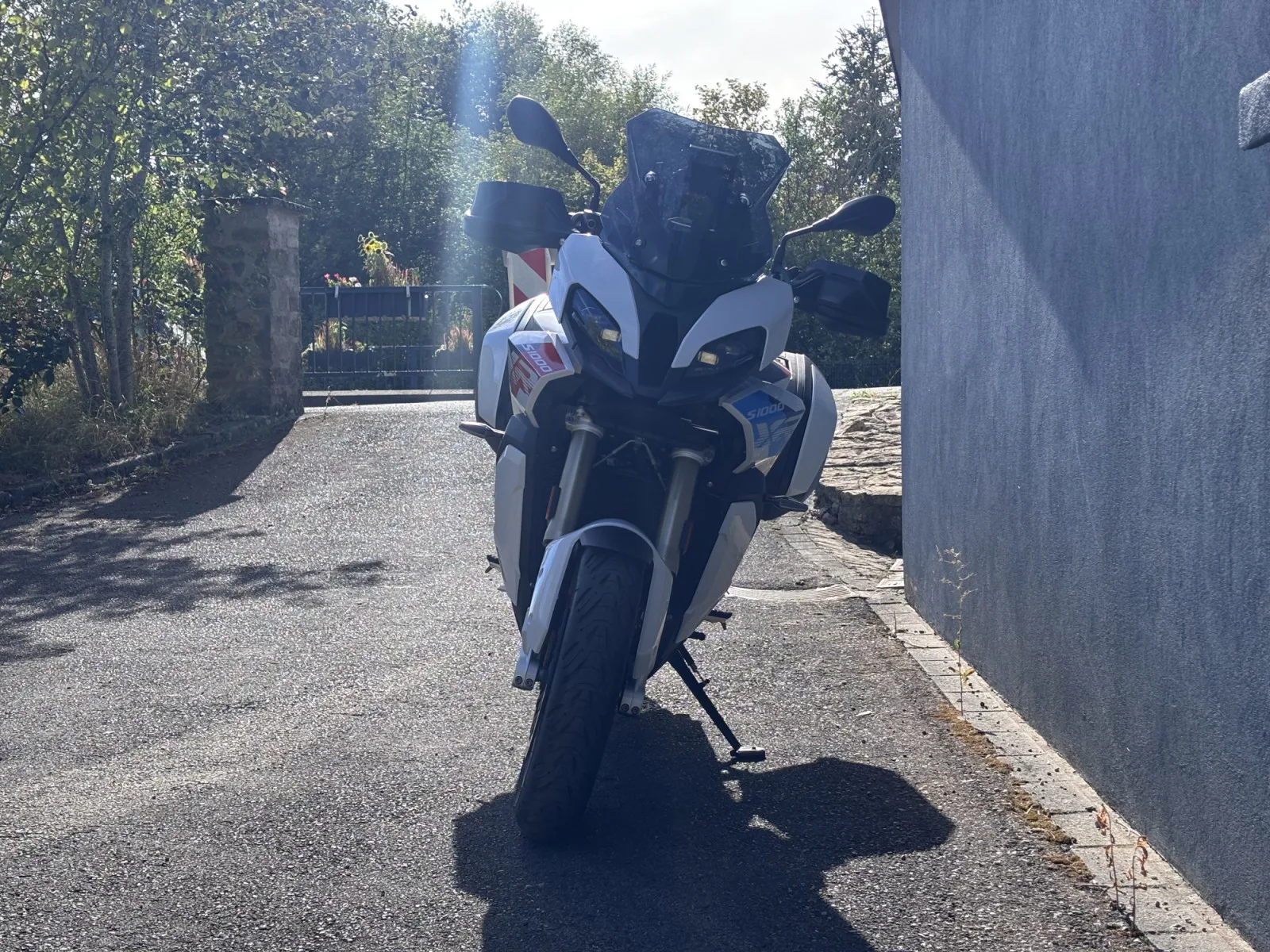 BMW S 1000 XR - Photo 1