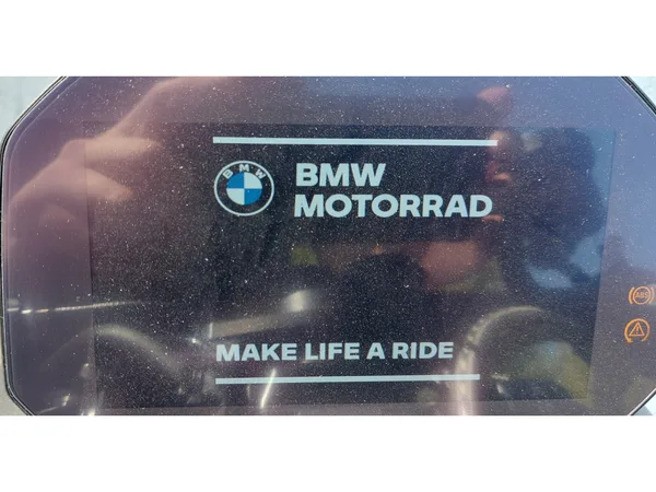 BMW M 1000 R Competition - Photo 3
