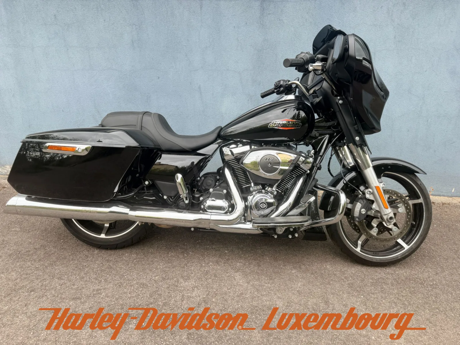 Harley-Davidson Street Glide - Photo 1