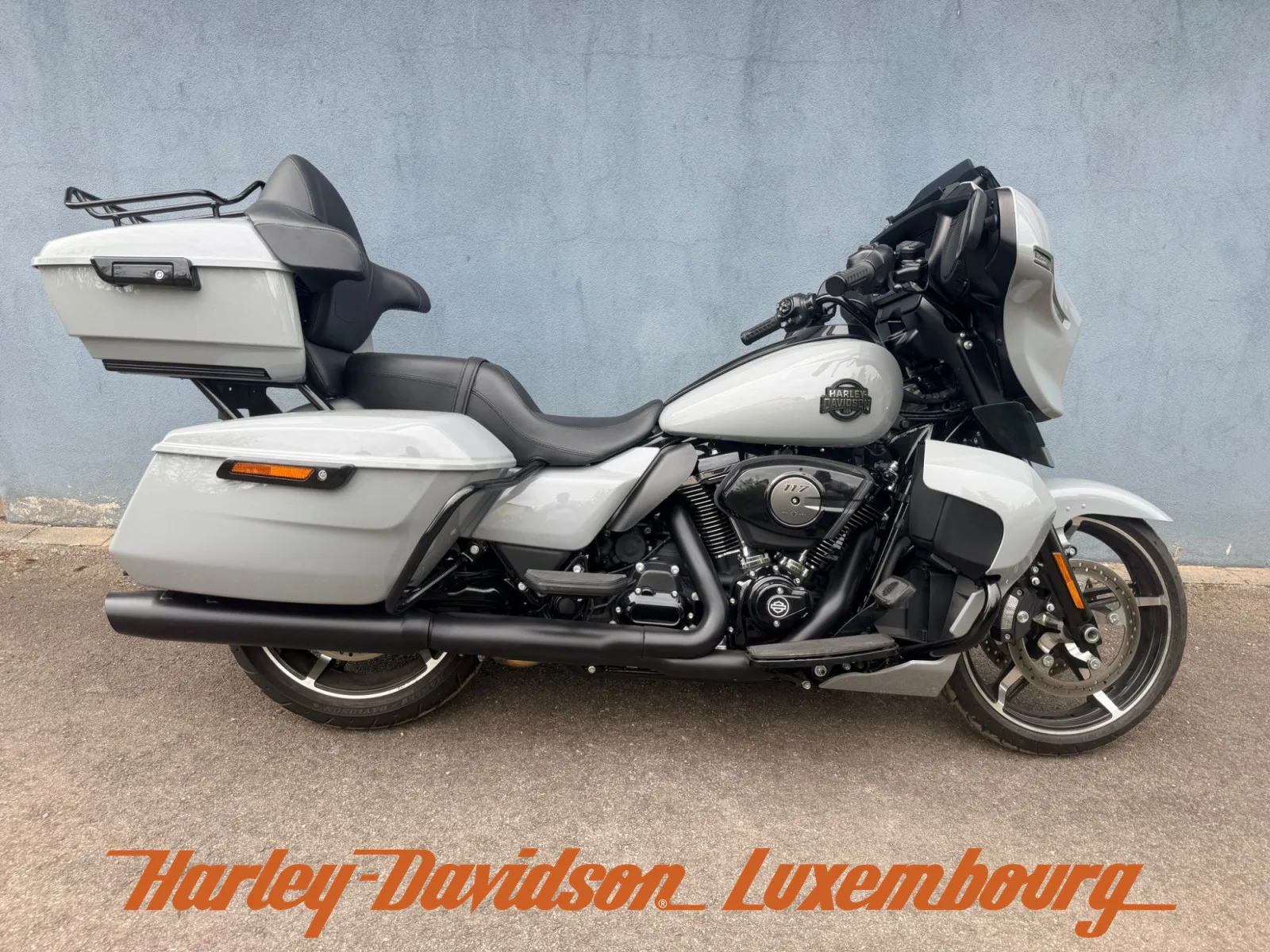 Harley-Davidson Street Glide ULTRA - Photo 1