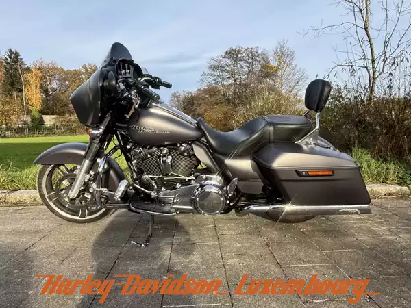 Harley-Davidson Street Glide Special - Photo 2