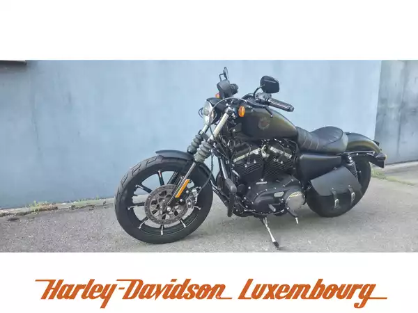 Harley-Davidson Sportster 883 - Photo 2