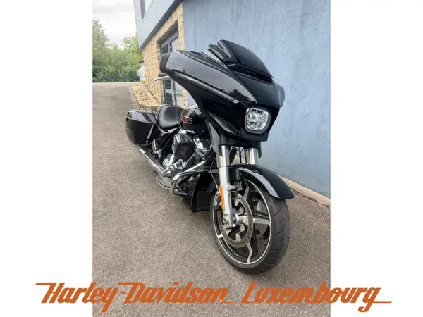 Harley-Davidson Street Glide - Photo 2