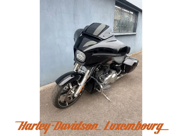 Harley-Davidson Street Glide - Photo 3