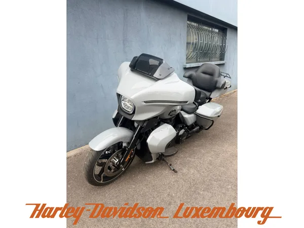 Harley-Davidson Street Glide ULTRA - Photo 3