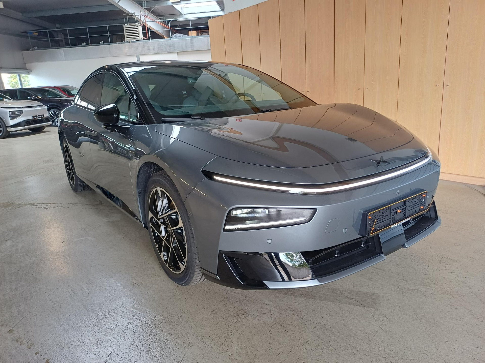 Xpeng P7 AWD Performance - Photo 1