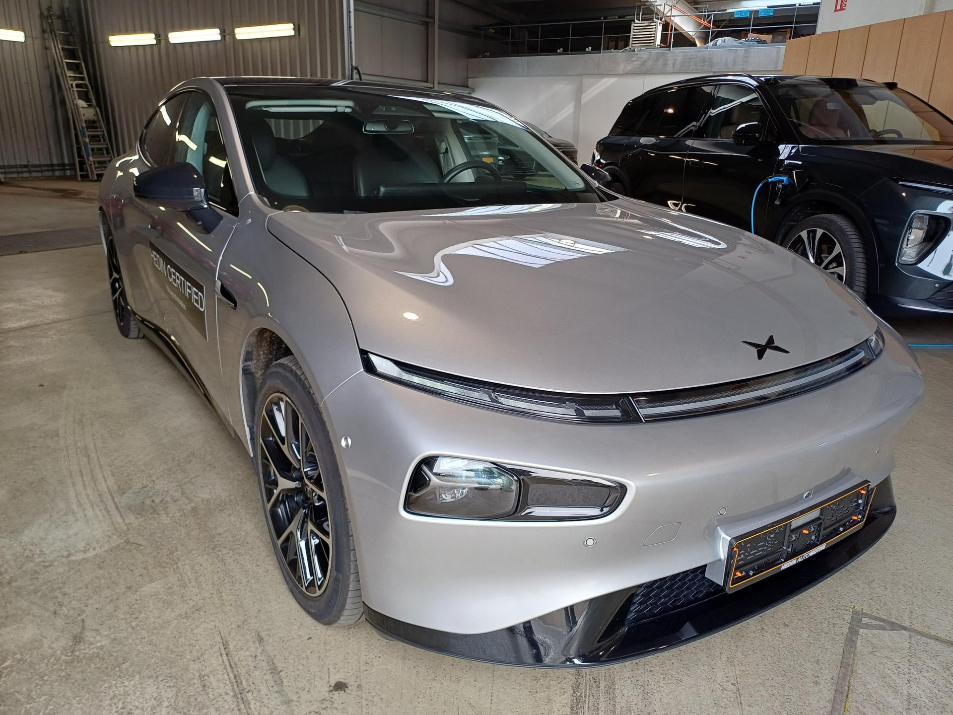 Xpeng P7 P7i RWD Long Range BEV 86KWH Long Range RWD - Photo 2