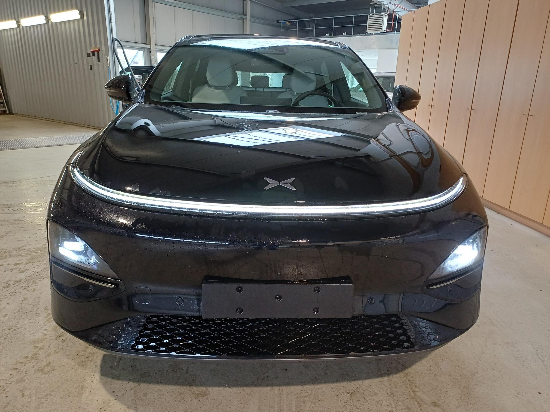 Xpeng G6 New RWD Long Range BEV 81KWH Long Range RWD - Photo 2