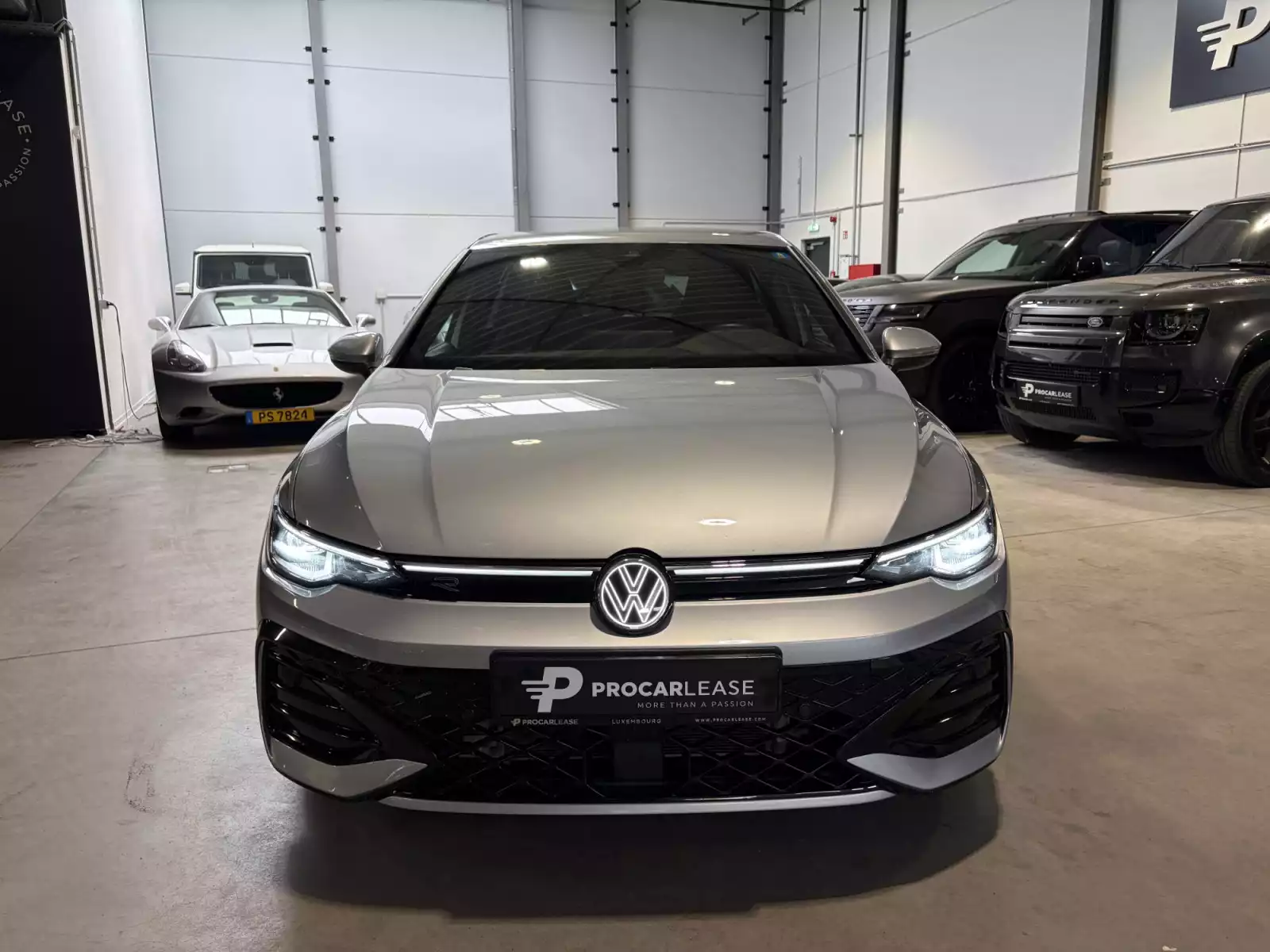 Volkswagen Golf Golf VIII Lim. 1.5 eTSI R-Line - Photo 1