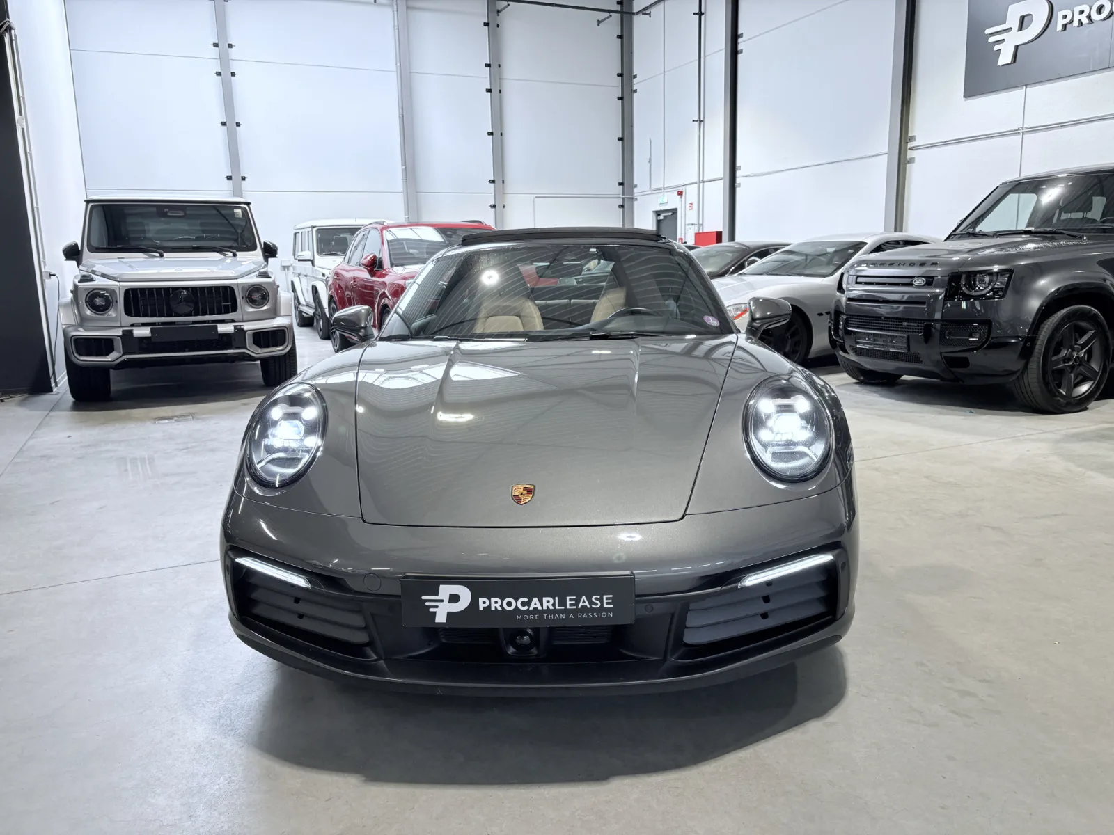 Porsche 911 992 CARRERA 4 /TOIT OUVRANT/ PASM/ CARPLAY - Photo 1
