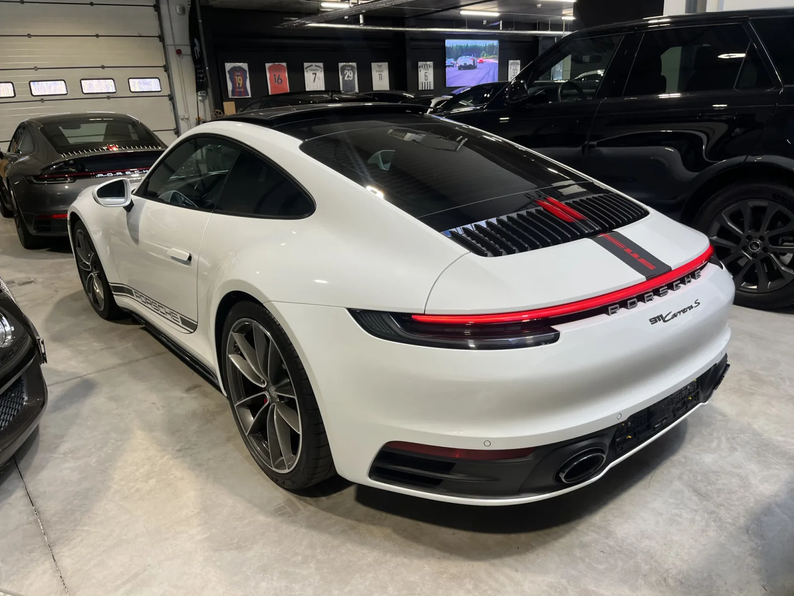 Porsche 911 992 CARRERA S - Photo 1