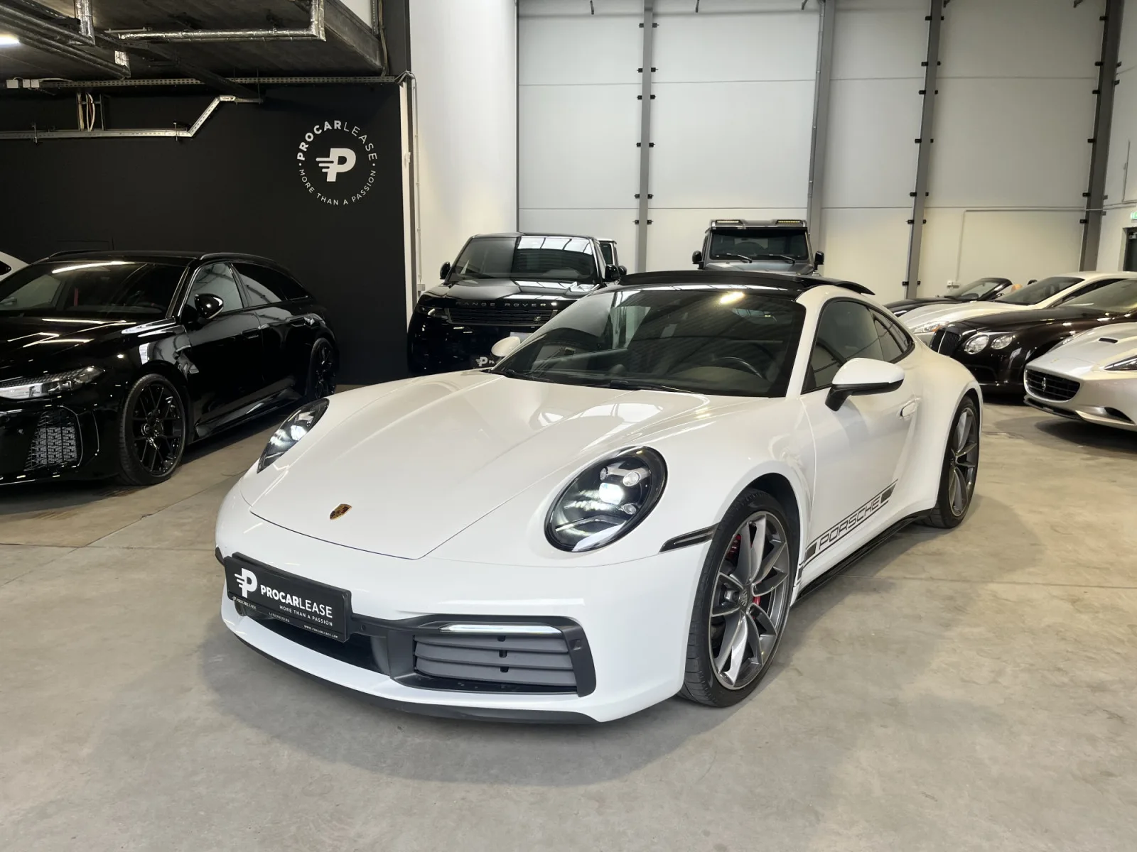 Porsche 911 992 CARRERA S - Photo 1