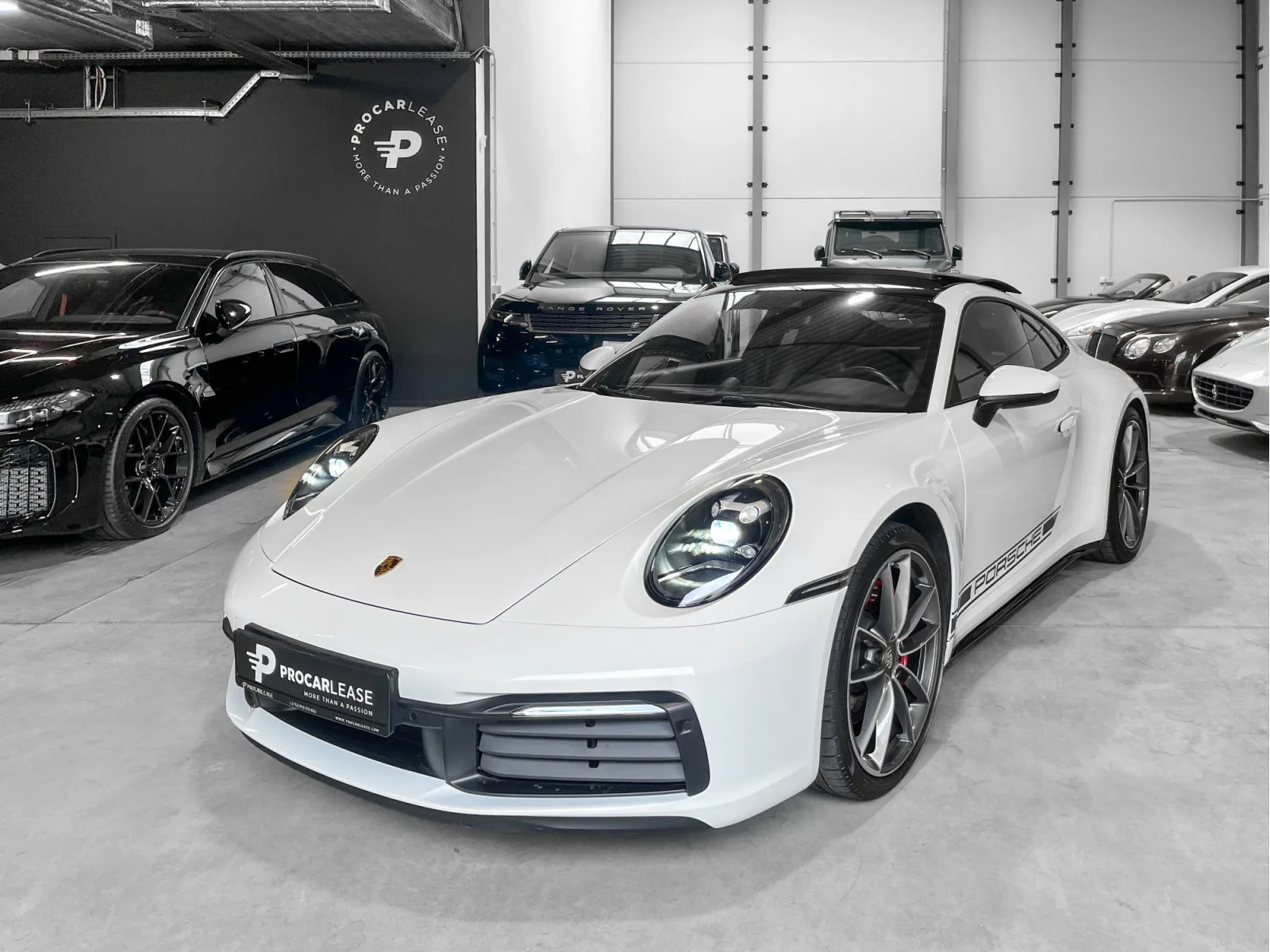Porsche 911 992 CARRERA S - Photo 1