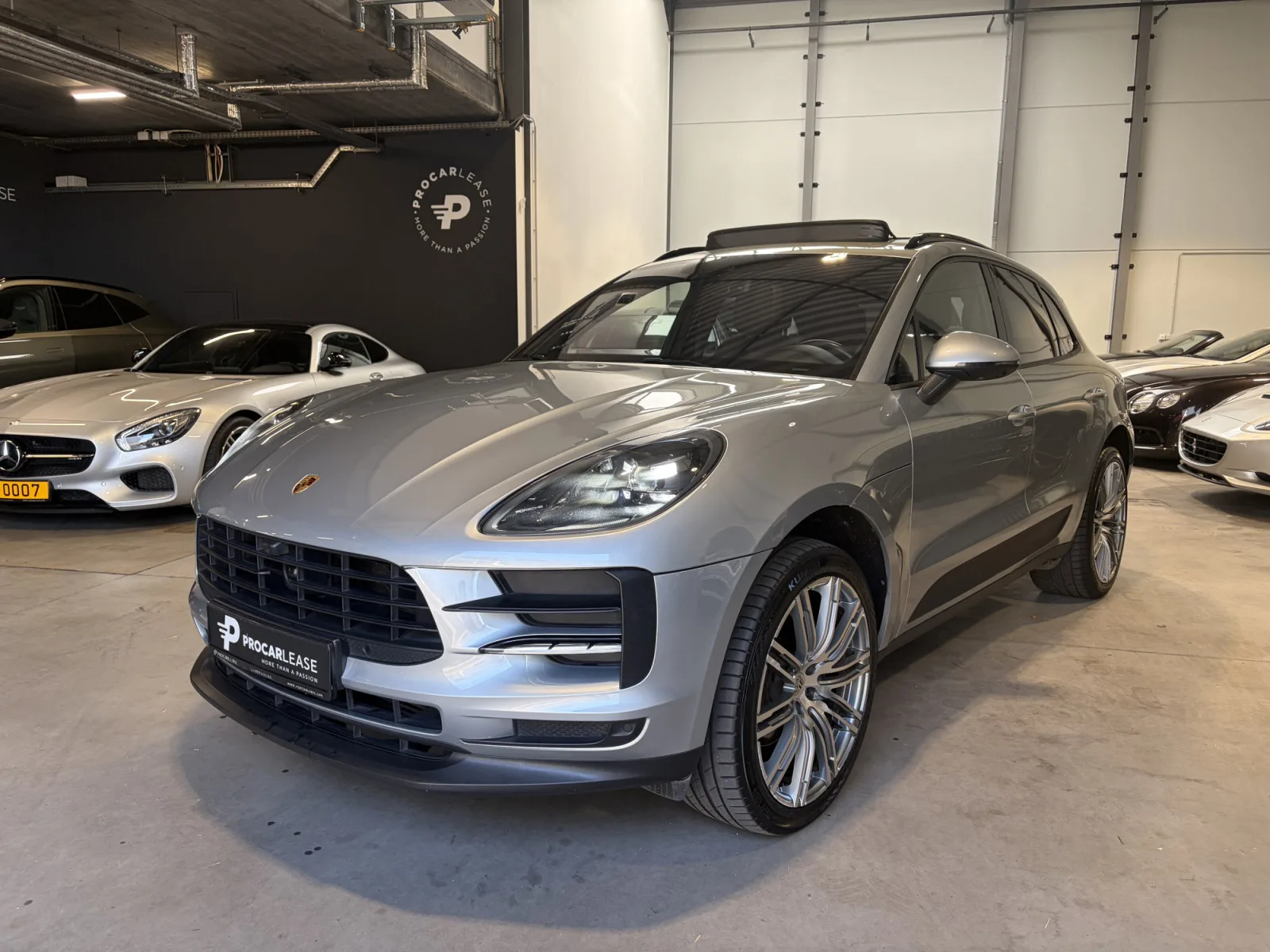 Porsche Macan 2.0 TFSI PDK/20"/PANO/360°/PTM/PASM - Photo 1
