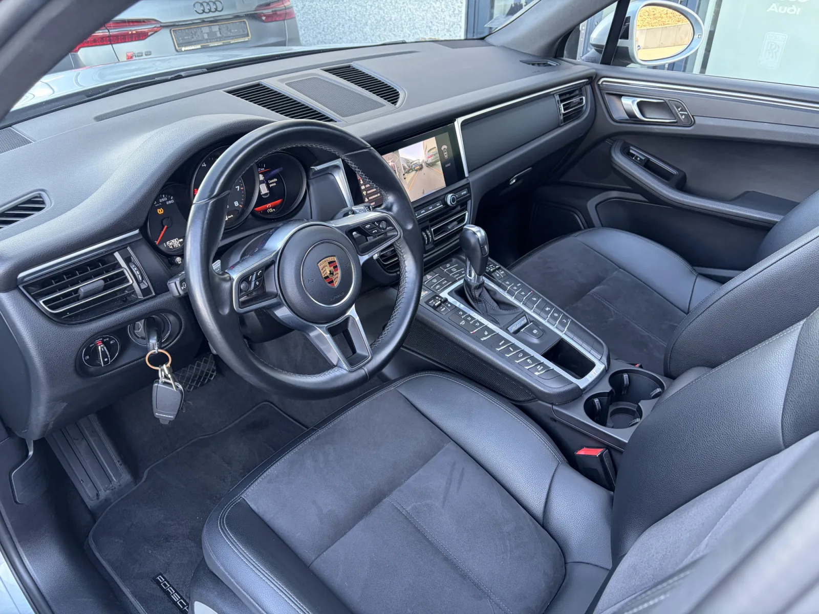 Porsche Macan 2.0 TFSI PDK/20"/PANO/360°/PTM/PASM - Photo 1