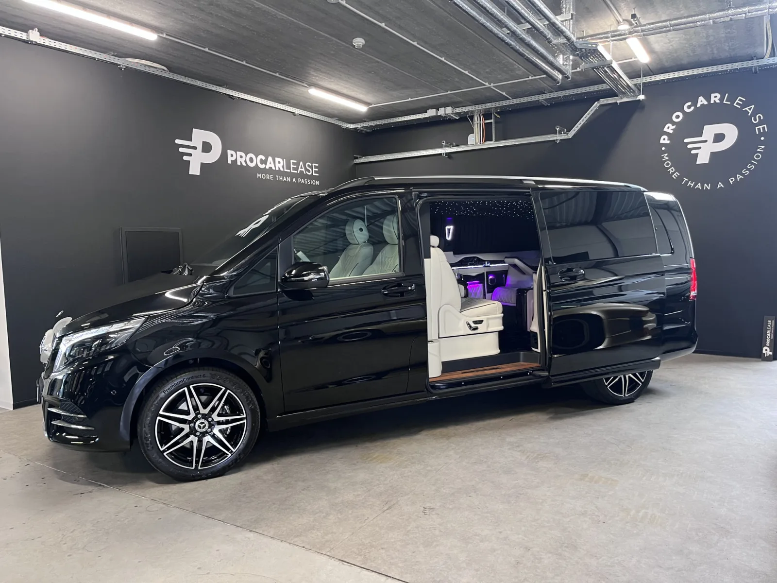 Mercedes-Benz V 300 V300 D VIP EXTRA LANG L3/ STOCK/**FULL** - Photo 1