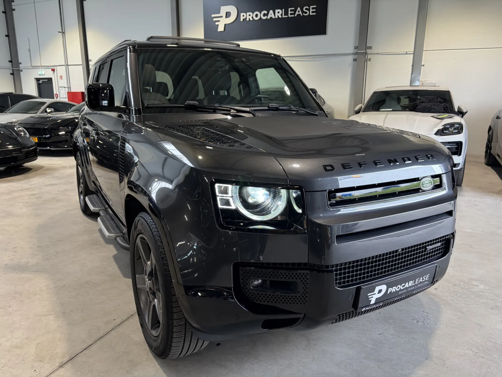 Land Rover Defender Defender 110 P300 Hybrid X-Dynamic SE/CARPATHIAN - Photo 1