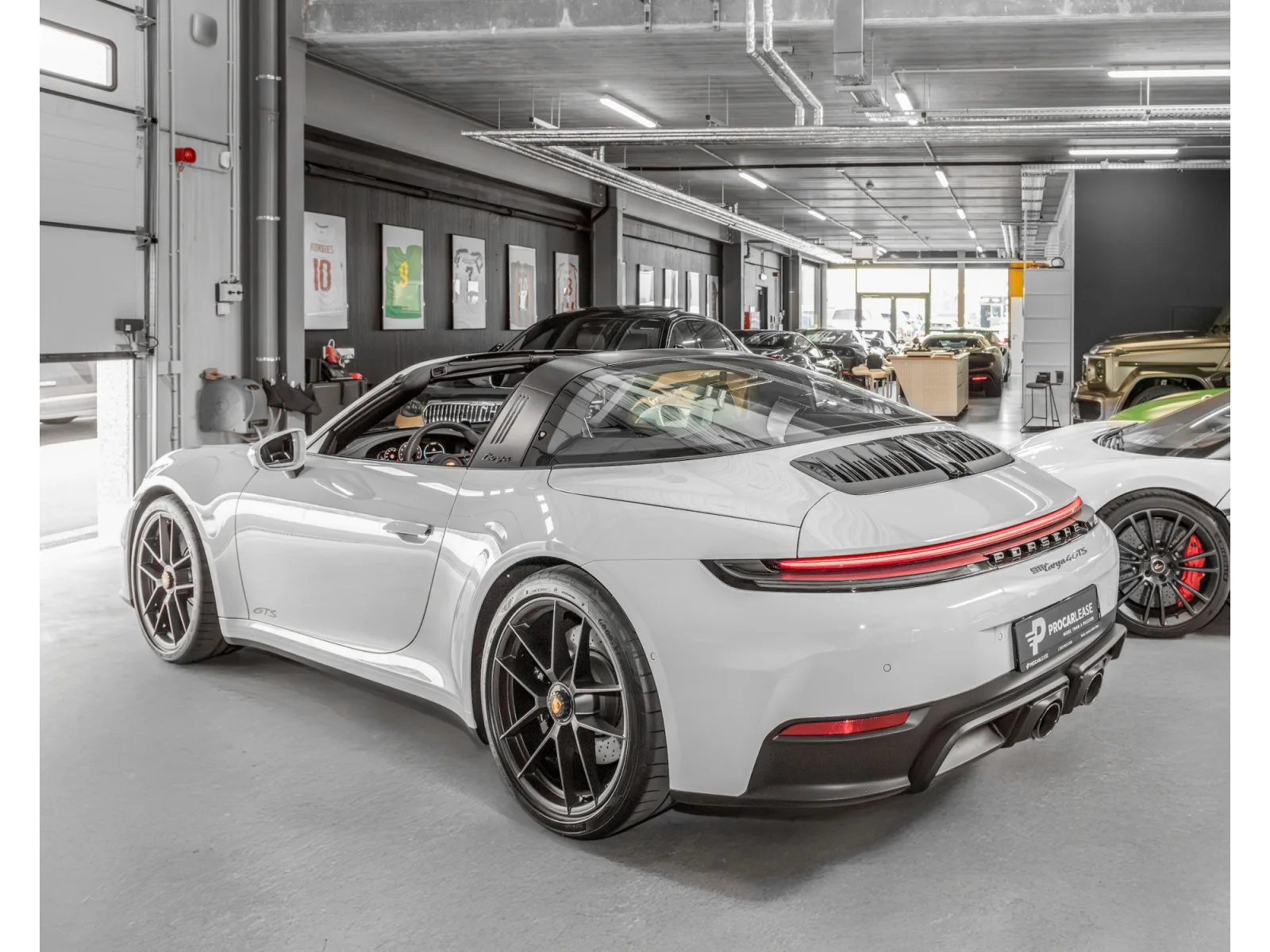 Porsche 992 911/992.2 TARGA 4 GTS / FACELIFT MY2025 / SOFORT - Photo 1