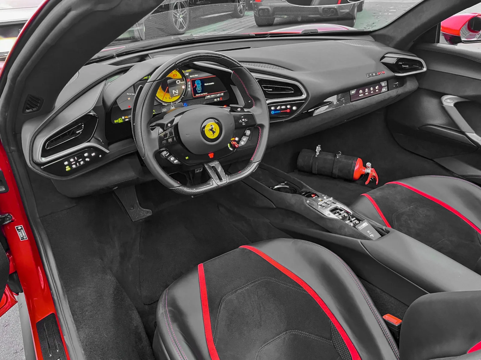 Ferrari 296 GTS 296 GTS/ Rosso Magma Extracampionario /Garantie Ferrari /Entretien inclus /Jantes forgées /Carbone /TVA récupérable - Photo 1