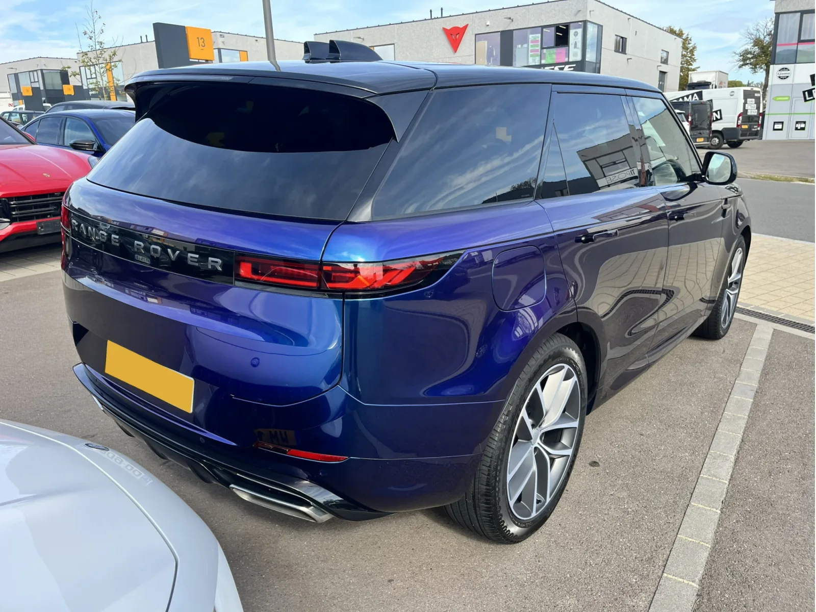 Land Rover Range Rover Sport P550e AUTOBIOGRAPHY - Photo 1