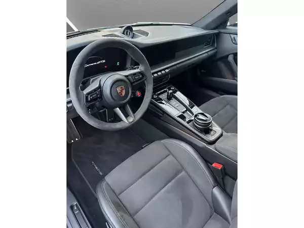 Porsche 992 992.2 GTS AEROKIT GT3 - Photo 3