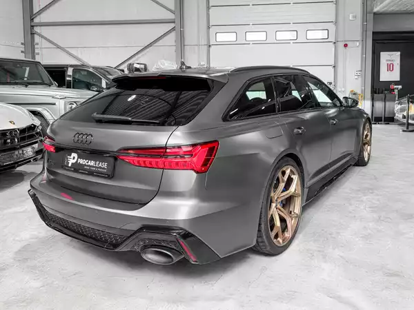 Audi RS6 RS6 Avant PERFORMANCE 4.0 TFSI quattro/22/PANO/KERAMIK/360°/DYN+/VOLL - Photo 2