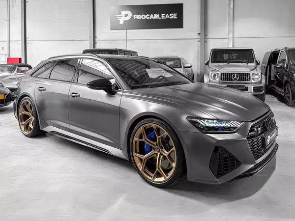 Audi RS6 RS6 Avant PERFORMANCE 4.0 TFSI quattro/22/PANO/KERAMIK/360°/DYN+/VOLL - Photo 3