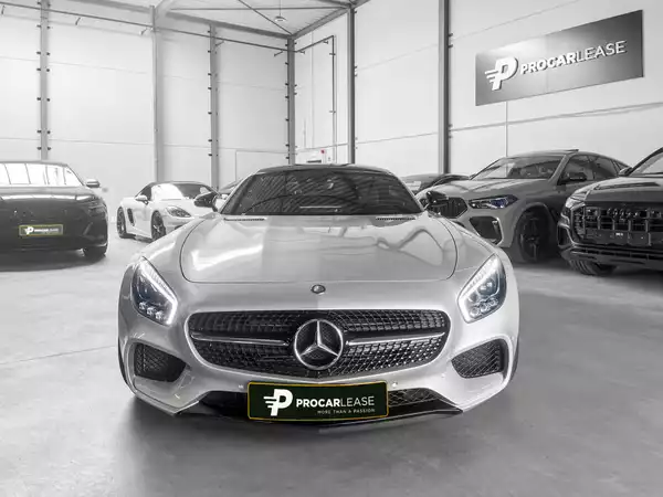 Mercedes-Benz AMG GT S AMG RIDE CONTROL° AMG 19° BURMESTER° - Photo 2