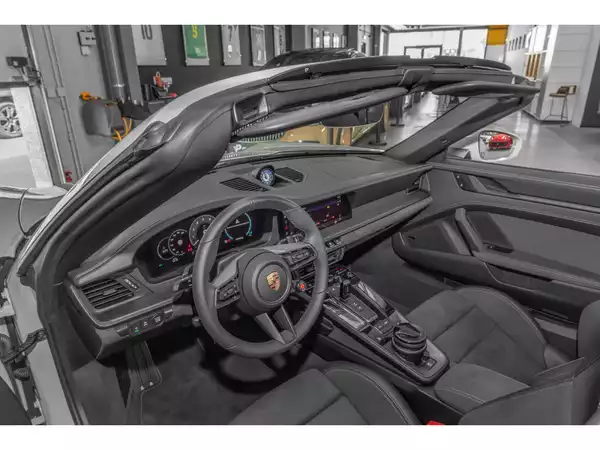 Porsche 992 911/992.2 TARGA 4 GTS / FACELIFT MY2025 / SOFORT - Photo 3