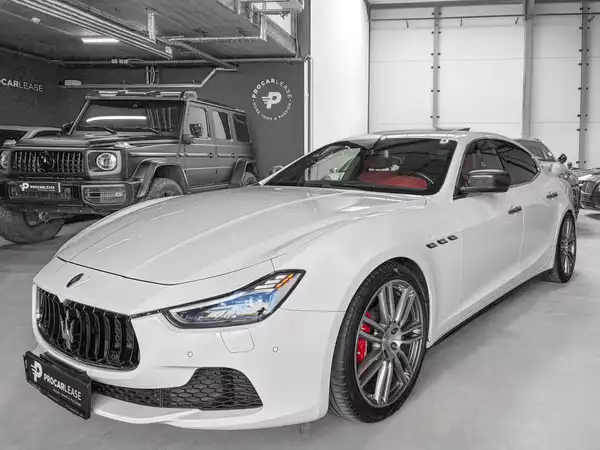 Maserati Ghibli 3.0 V6 S  Q4 Automatik/ Xénon/Camera/Carbonne/20/Leder/VOLL - Photo 1