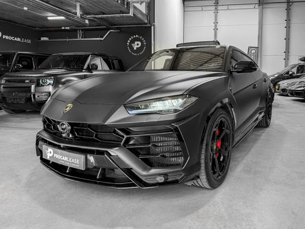 Lamborghini Urus 4.0 V8 Auto./PANO/22/360°/HUD/CARBON/VOLL - Photo 1