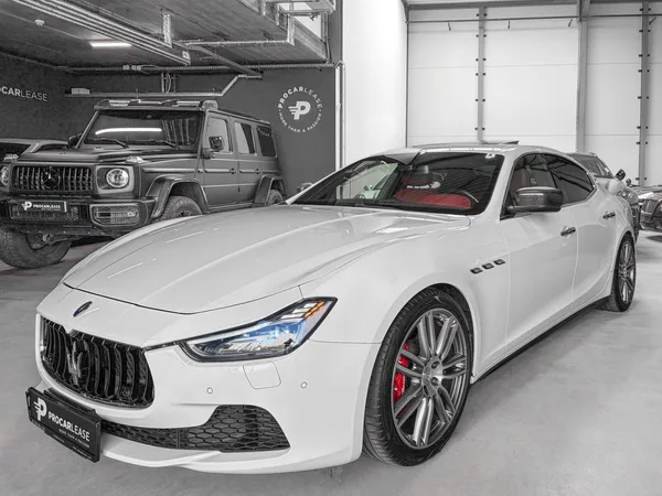 Maserati Ghibli 3.0 V6 S  Q4 Automatik/ Xénon/Camera/Carbonne/20/Leder/VOLL - Photo 1