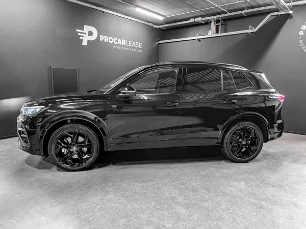 Volkswagen Tiguan Tiguan 2.0 TDI/DSG/4Motion R-Line/ AHK/Pano/360°/Leder/VOLL - Photo 3