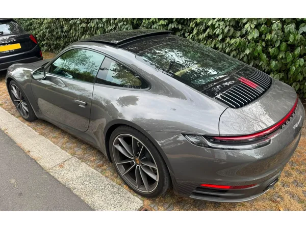 Porsche 911 992 CARRERA 4 /TOIT OUVRANT/ PASM/ CARPLAY - Photo 3