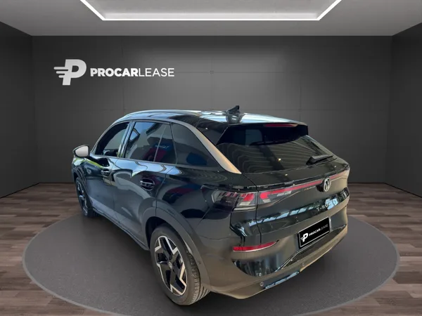 Volkswagen T-Roc T-Roc R-Line 1.5 eTSI  (150 CV)/PANO/AHK/360°/VOLL - Photo 3