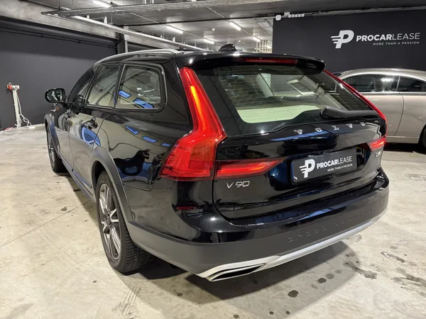 Volvo V90 Cross Country Pro AWD/PANO/19/360/HUP.D/MALUS PAYE - Photo 2