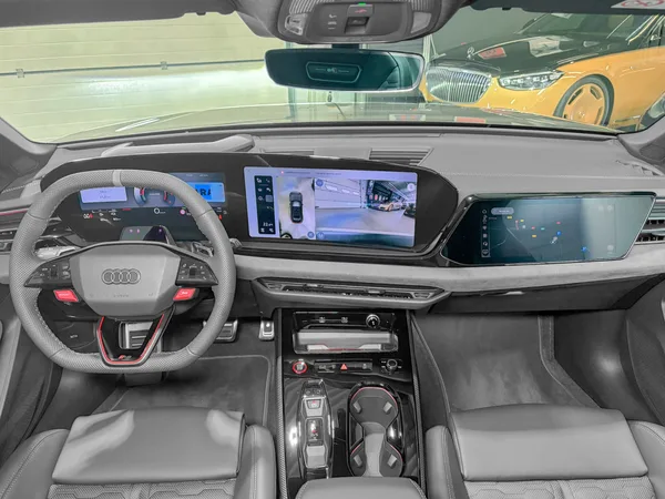 Audi RS5 Audi RS5 Avant Performance/PLATEAU/SOFORT/KERAMIK/CARBONE/ RS Sport Plus/MASSAGE/B&O 3D/21" - Photo 2