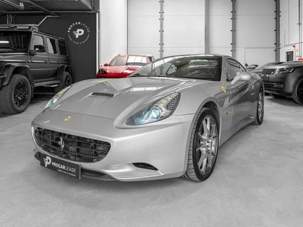 Ferrari California 4.3 V8/20'/FULL SERVICE FERRARI/EXCLUSIVE - Photo 2