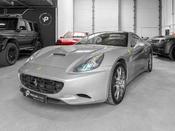 Ferrari California 4.3 V8/20'/FULL SERVICE FERRARI/EXCLUSIVE - Photo 2