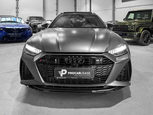 Audi RS6 RS6 Avant PERFORMANCE 4.0 TFSI quattro/22/PANO/KEYLESS/RS DYN/360°... - Photo 2