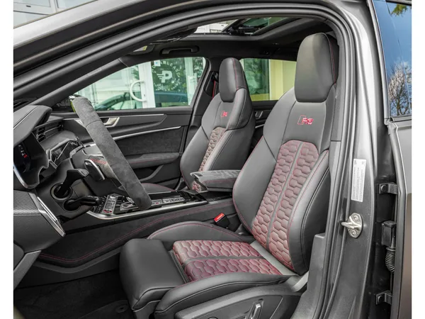 Audi RS6 RS6 Avant PERFORMANCE 4.0 TFSI quattro/22/PANO/KEYLESS/RS DYN/360°... - Photo 3