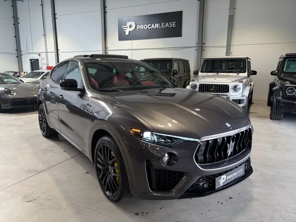 Maserati Levante Levante Modena S 3.0 V6 /PANO/ACC/360°/LUFT/Harman Kardon/21/ - Photo 3