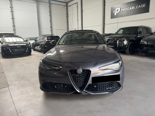 Alfa Romeo Giulia Giulia Veloce Q4 /211 CV /19/PANO/CAMERA/CUIR/VOLL - Photo 2
