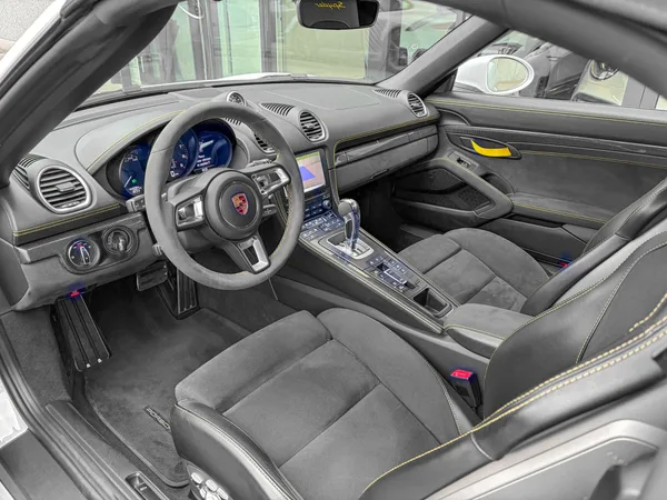 Porsche 718 Spyder 718 SPYDER/LED/KAMERA/20/CABRIOLET - Photo 3