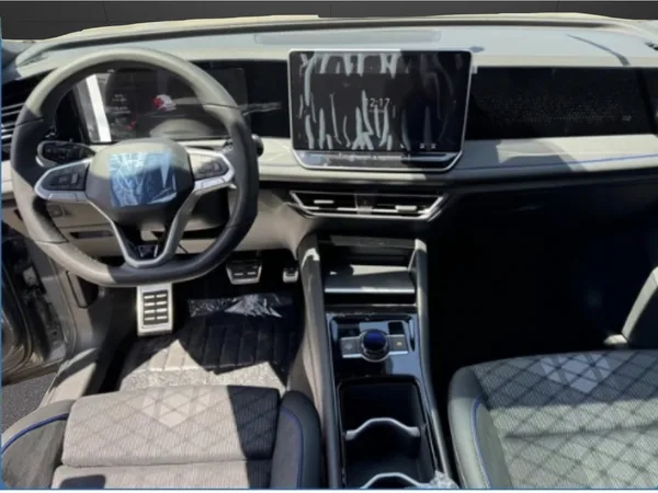 Volkswagen Tiguan Tiguan 2.0 TDI/DSG/ R-Line/ AHK/Pano/360°/HUD/Matrix/Massage - Photo 3
