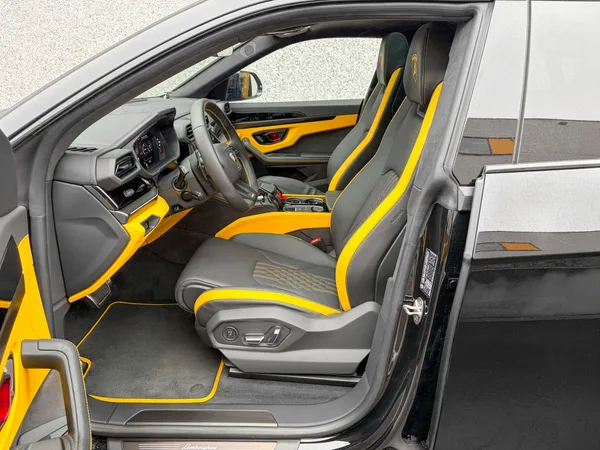 Lamborghini Urus URUS SE 800cv/HUD/PANO/ACC/VOLL - Photo 3