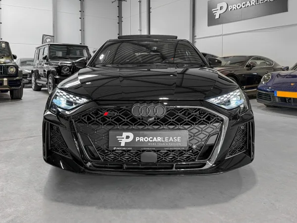 Audi RS3 2.5 TFSI SPORTBACK QUATTRO/ GARANTIE 5/Pano/19/360°/SONOS/SCHALE S - Photo 2